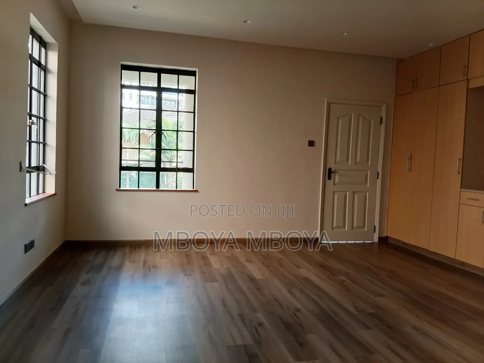 4bdrm Townhouse / Terrace in Spring Valley for rent