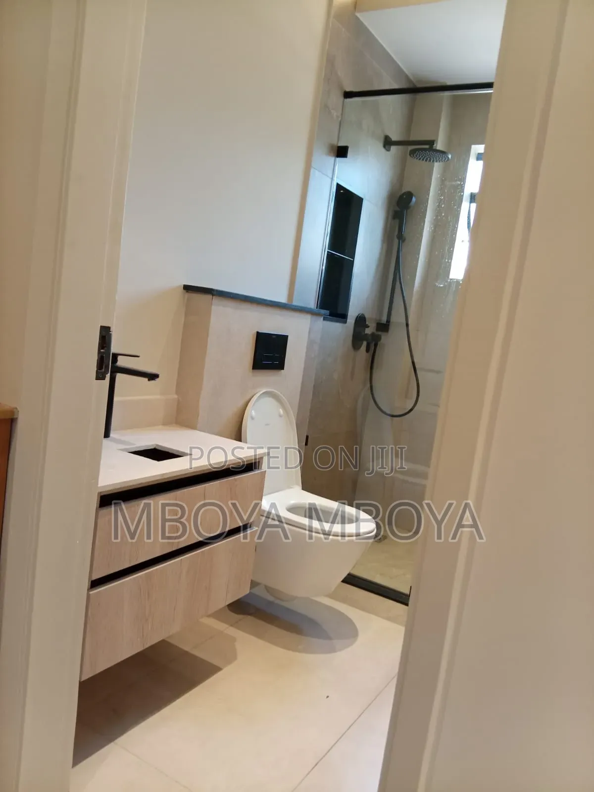 4bdrm Townhouse / Terrace in Spring Valley for rent