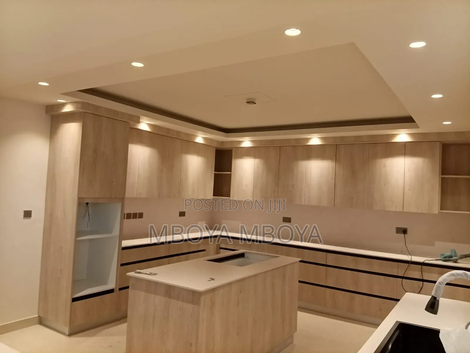 4bdrm Townhouse / Terrace in Spring Valley for rent