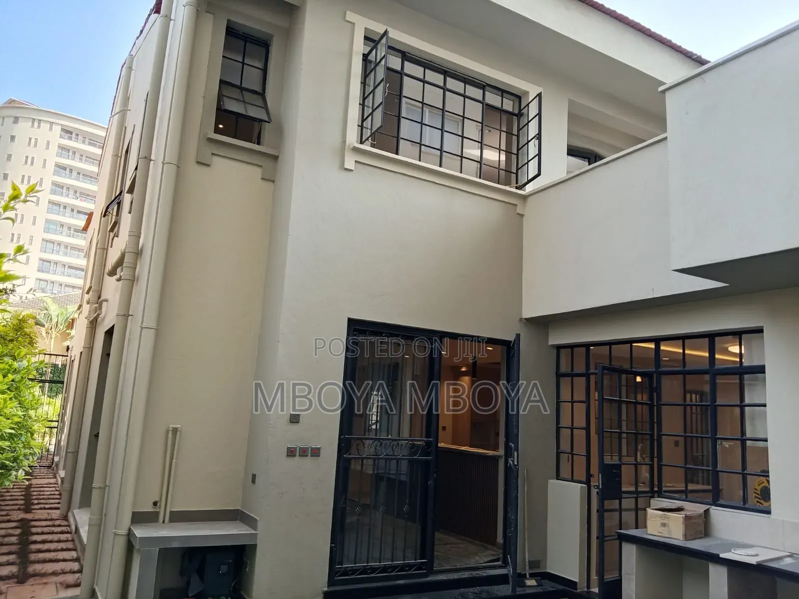 4bdrm Townhouse / Terrace in Spring Valley for rent