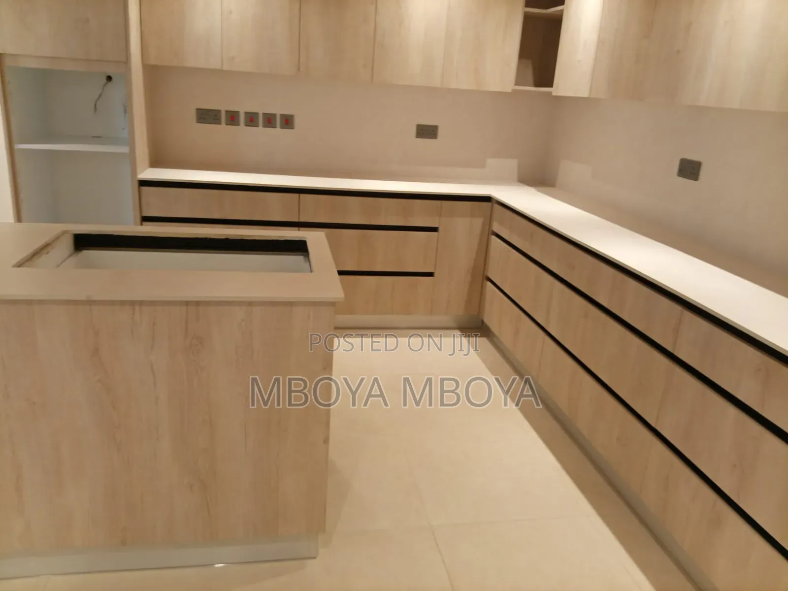 4bdrm Townhouse / Terrace in Spring Valley for rent