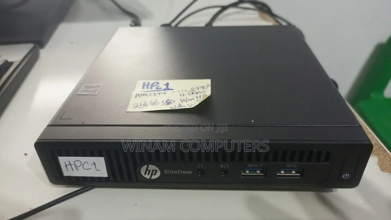 Desktop Computer HP EliteDesk 705 G3 8GB AMD SSD 256GB