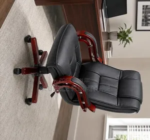 Executive Office Chair – Premium Leather High Back Manager Chair
