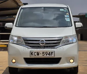 Nissan Serena 2012 Off white