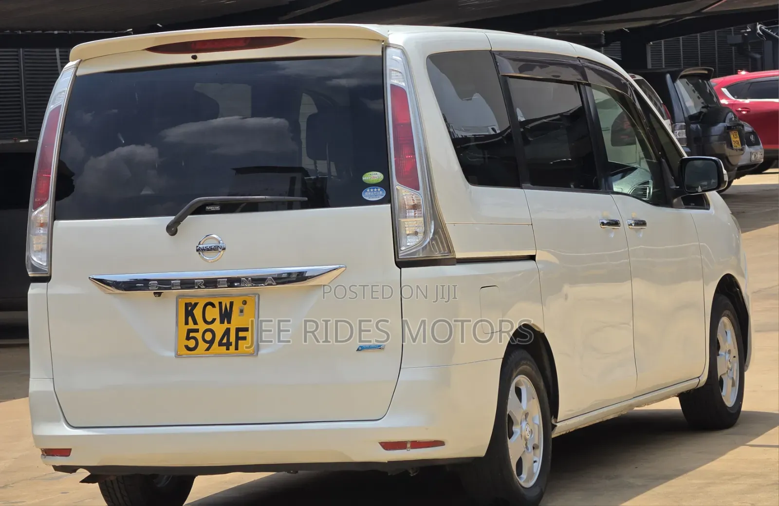 Nissan Serena 2012 Off white
