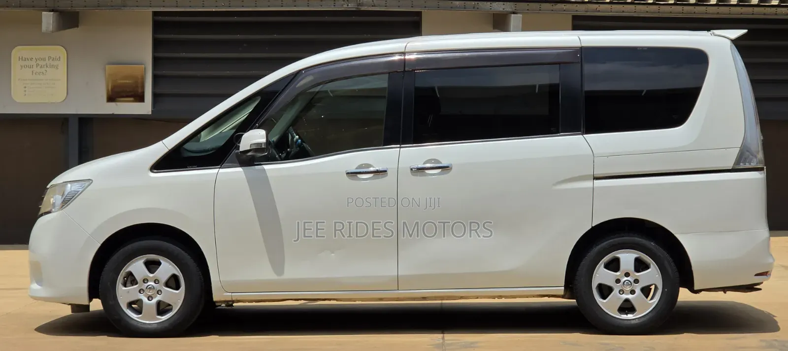 Nissan Serena 2012 Off white