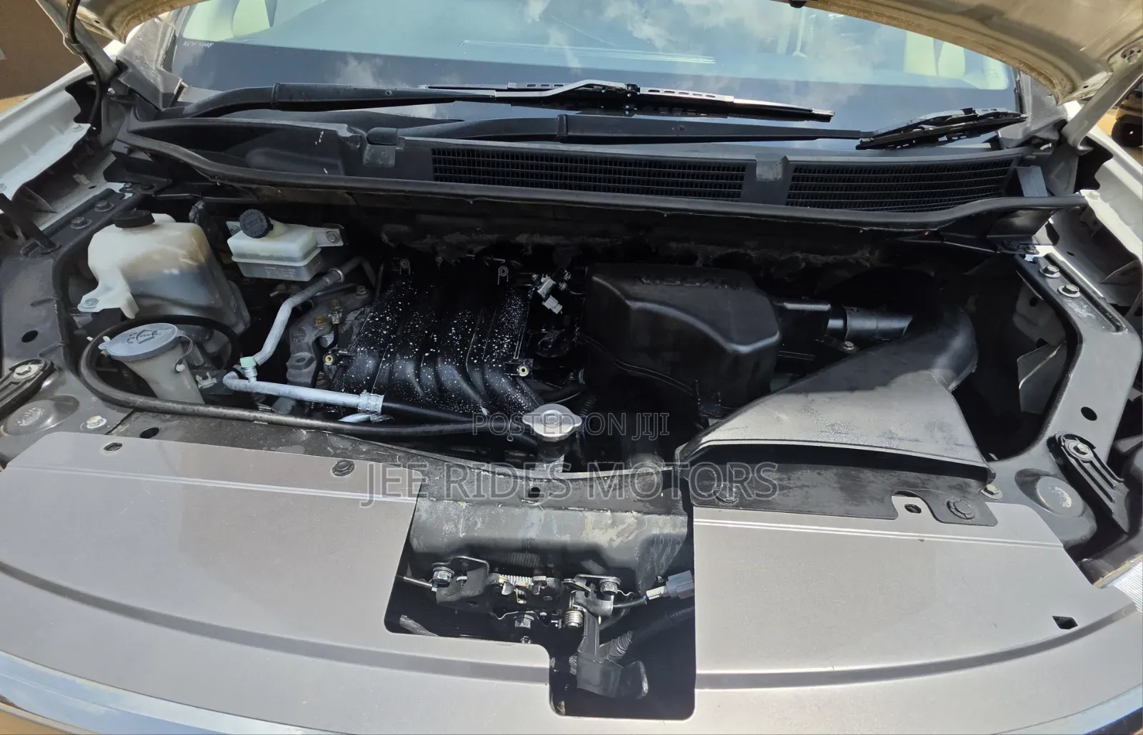 Nissan Serena 2012 Off white