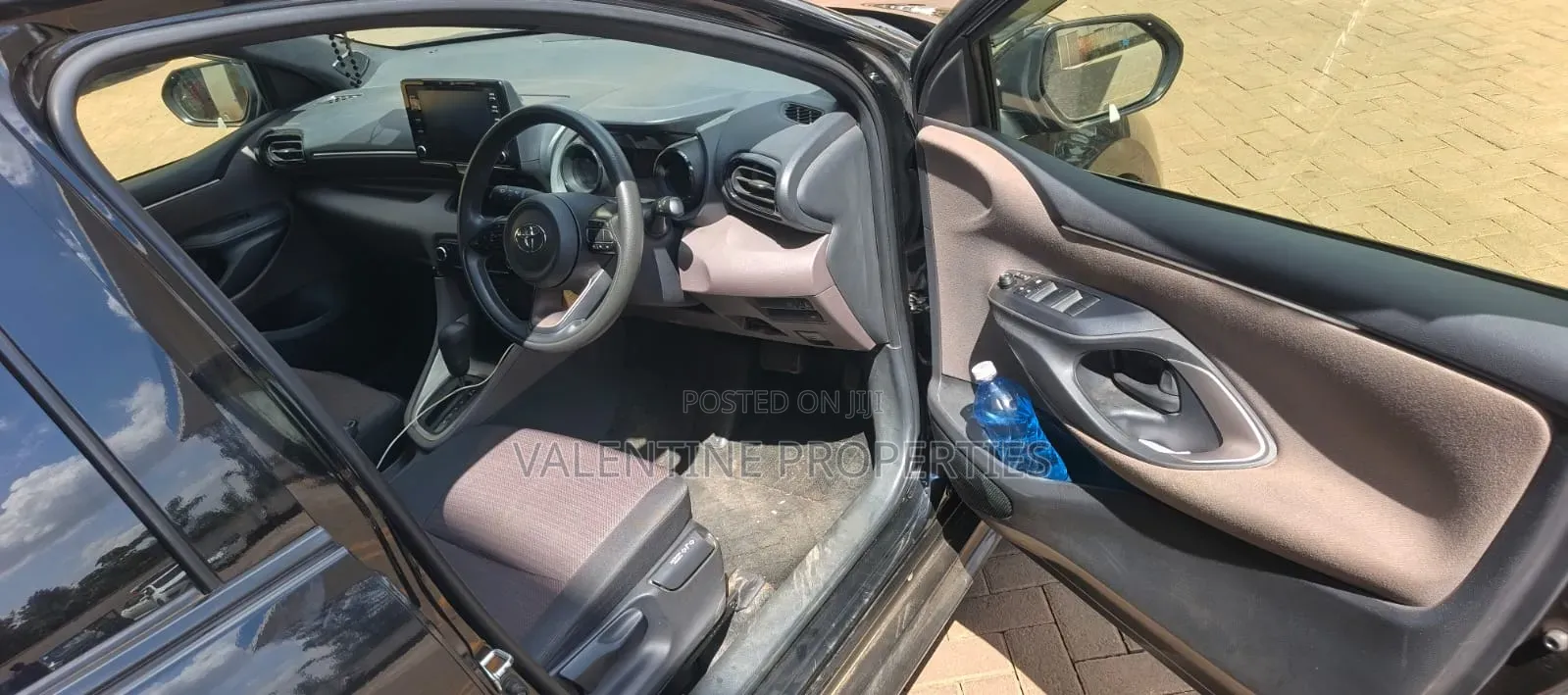 Toyota Yaris 2020 Black