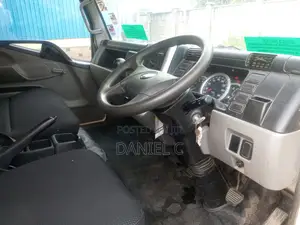 Mitsubishi Fuso Canter Fe85