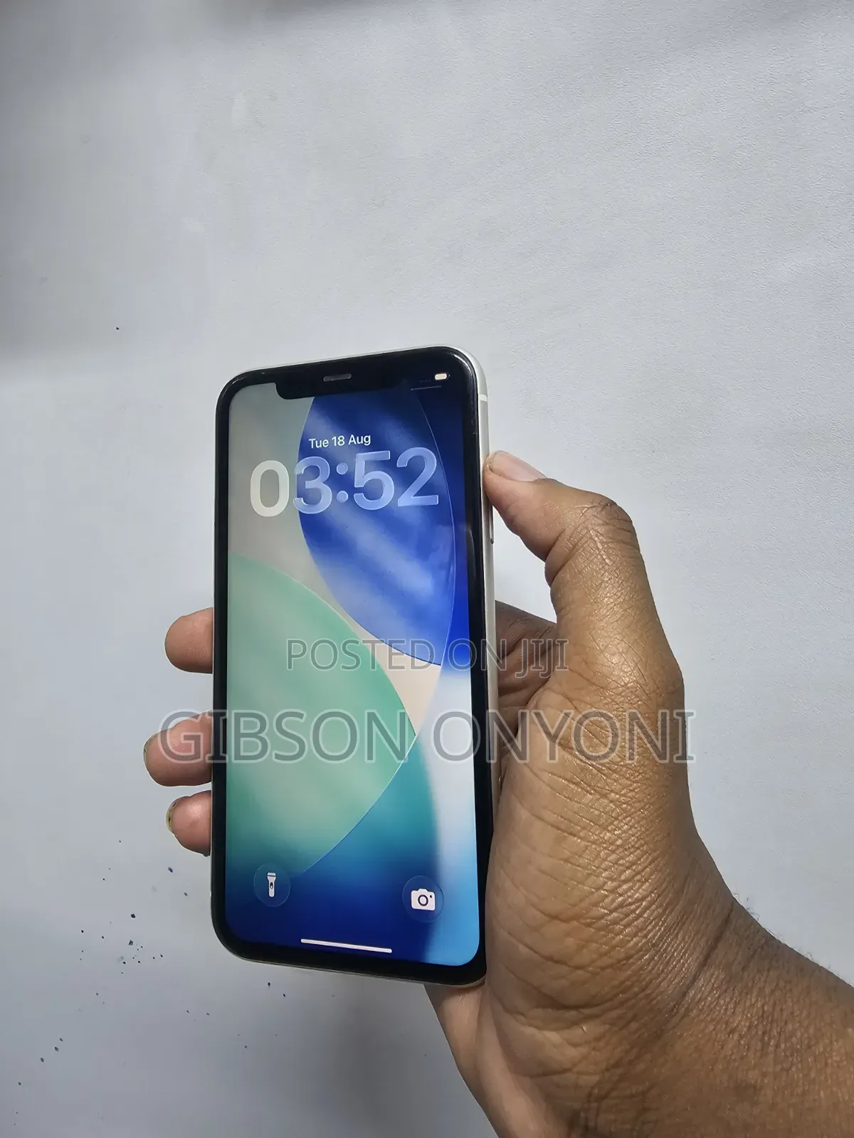 Apple iPhone 11 64 GB White