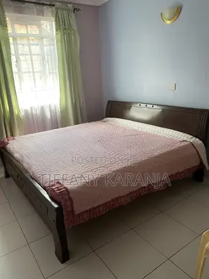 Mahogany 6*6 Bed