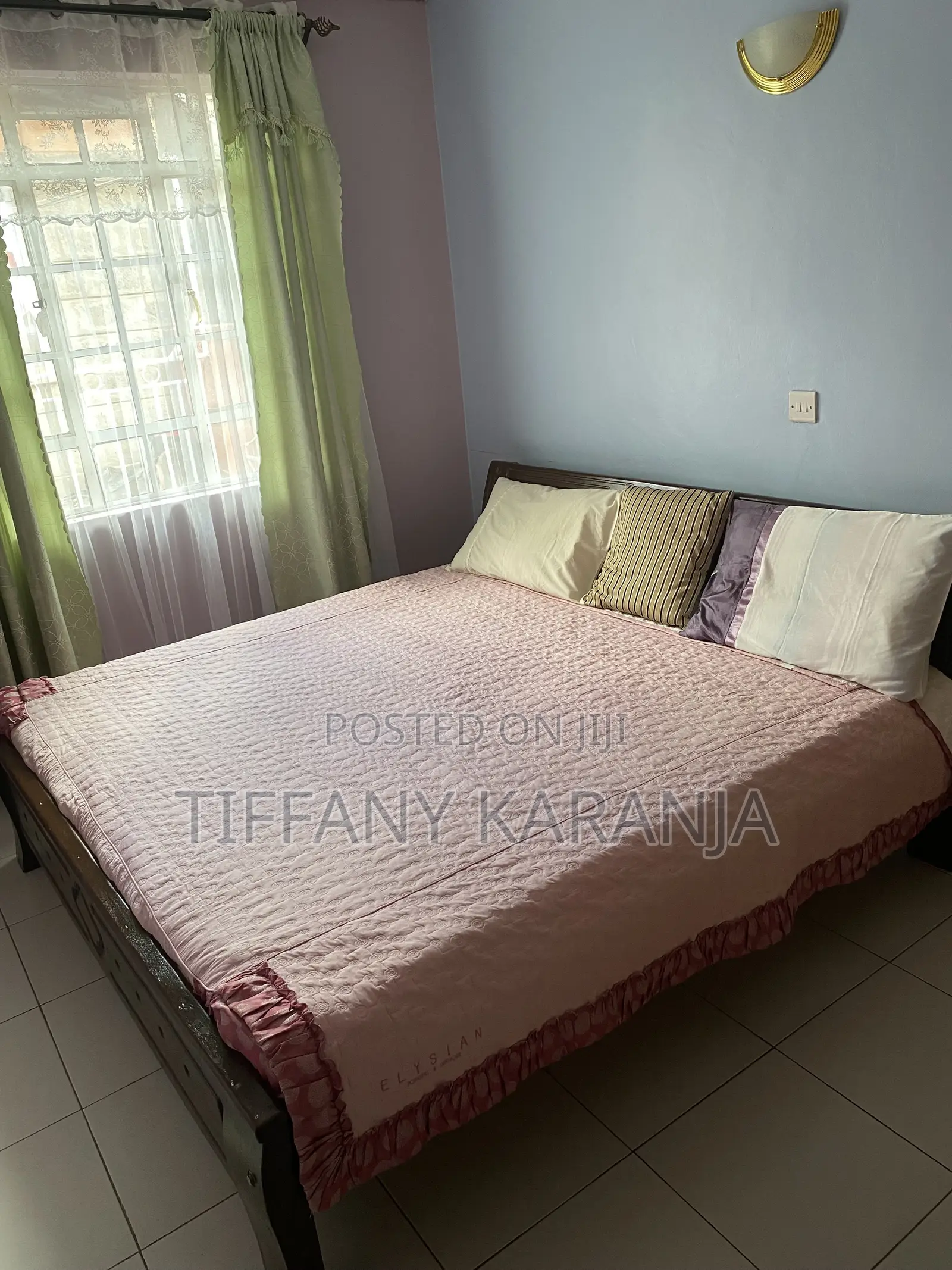 Mahogany 6*6 Bed