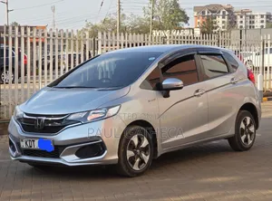 Honda Fit 2018 Silver