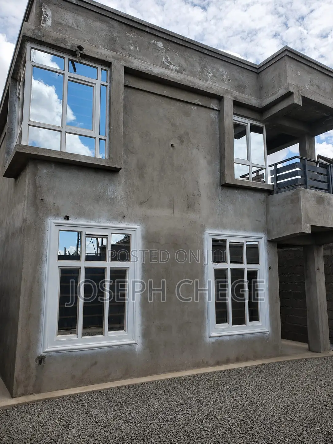 5bdrm Maisonette in Malaa for sale