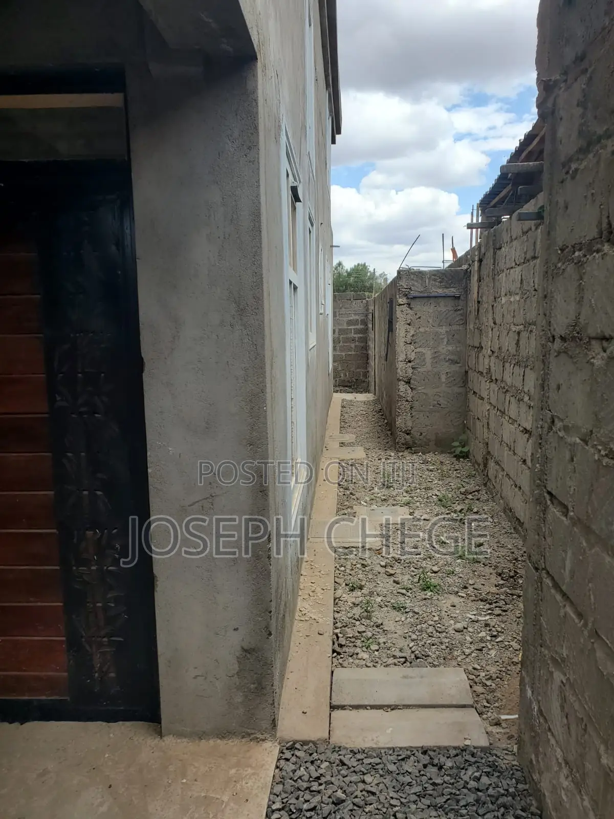 5bdrm Maisonette in Malaa for sale