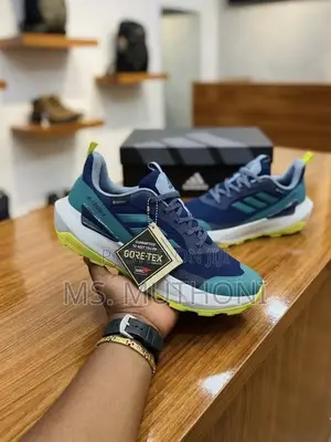 Quality Rugged Adidas Terrex GORE-TEX Outdoor Hiking Sneakers