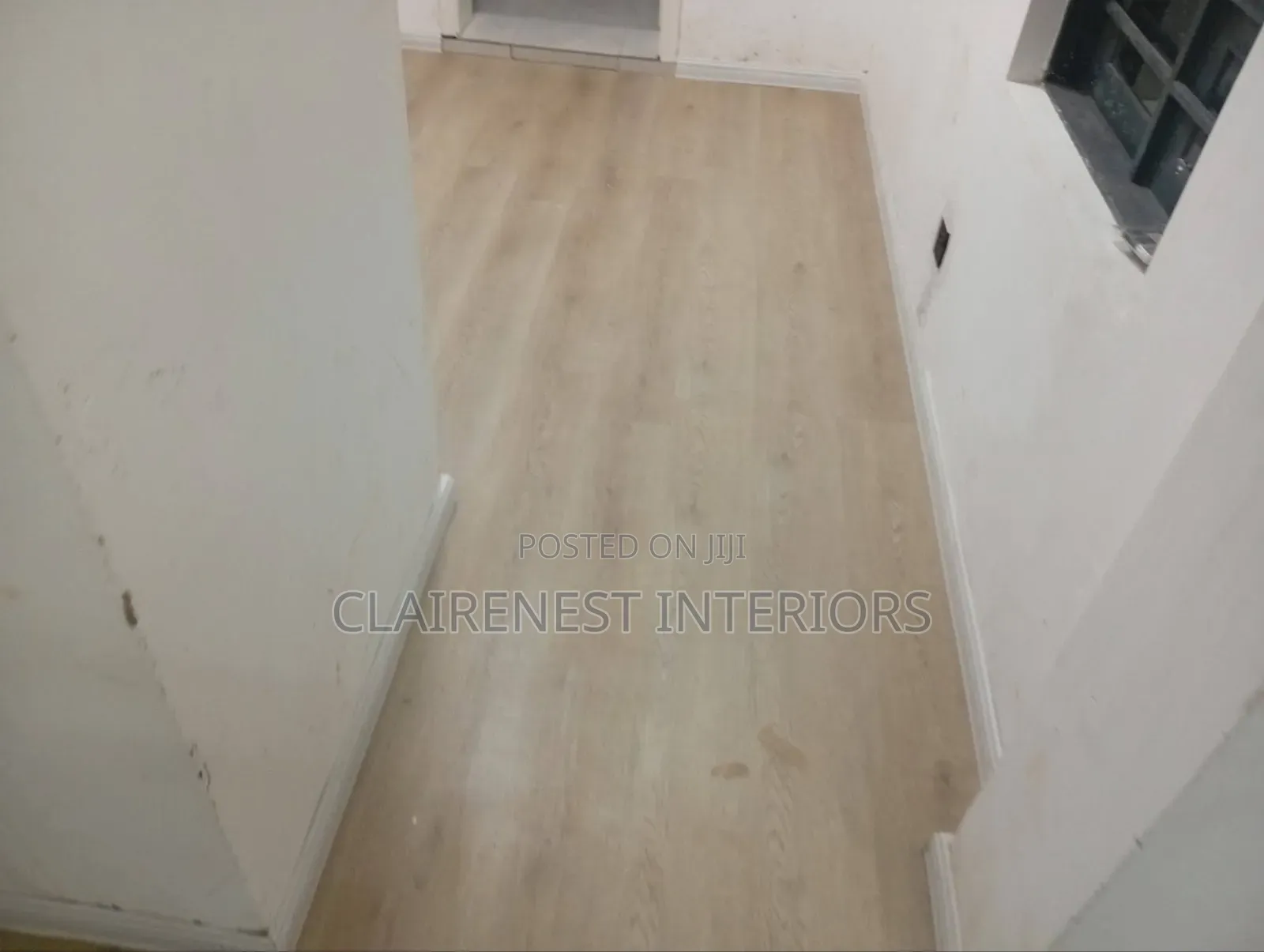 Elegant Wood Feeling Underfoot Luxury Vinyl Flooring