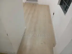 Elegant Wood Feeling Underfoot Luxury Vinyl Flooring