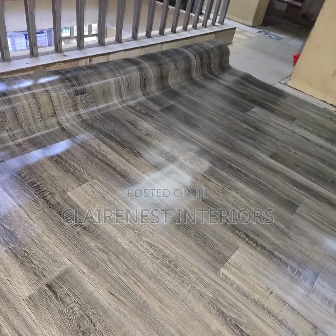 Elegant Wood Feeling Underfoot Luxury Vinyl Flooring