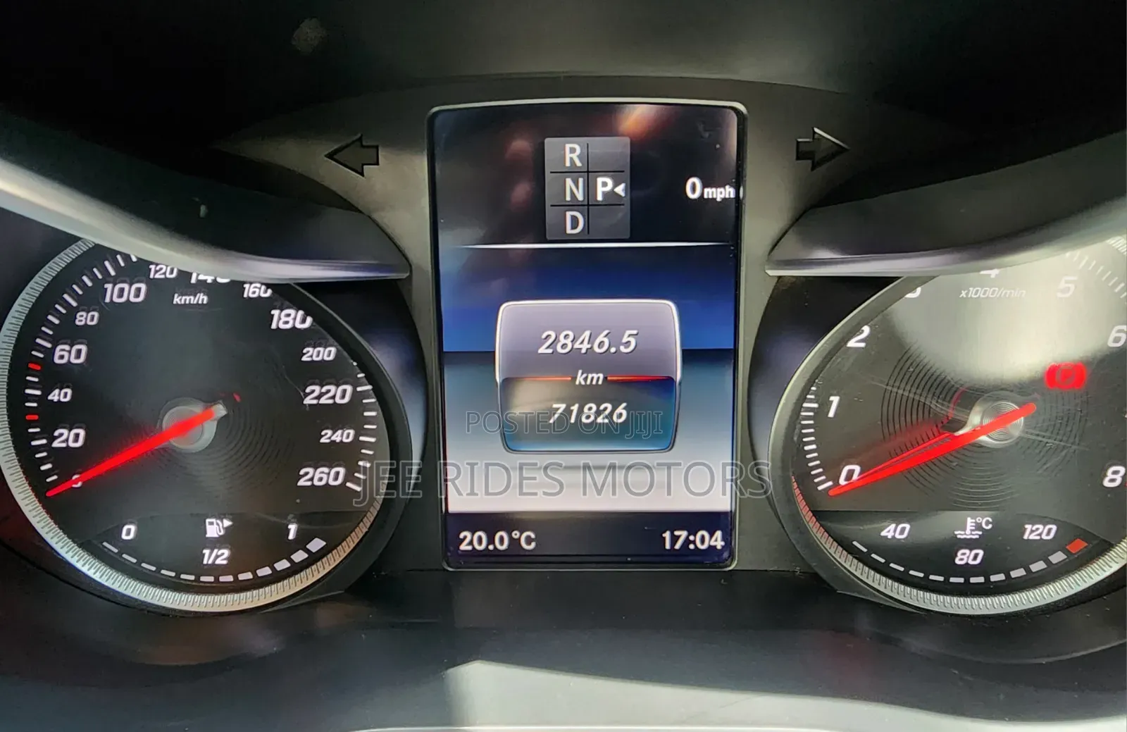 Mercedes-Benz C200 2016 Pearl