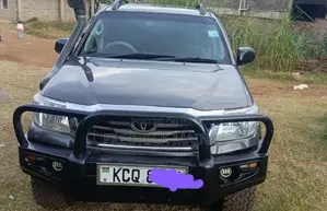 Toyota Hilux 2.5 D-4D 4X4 SRX 2010 Gray