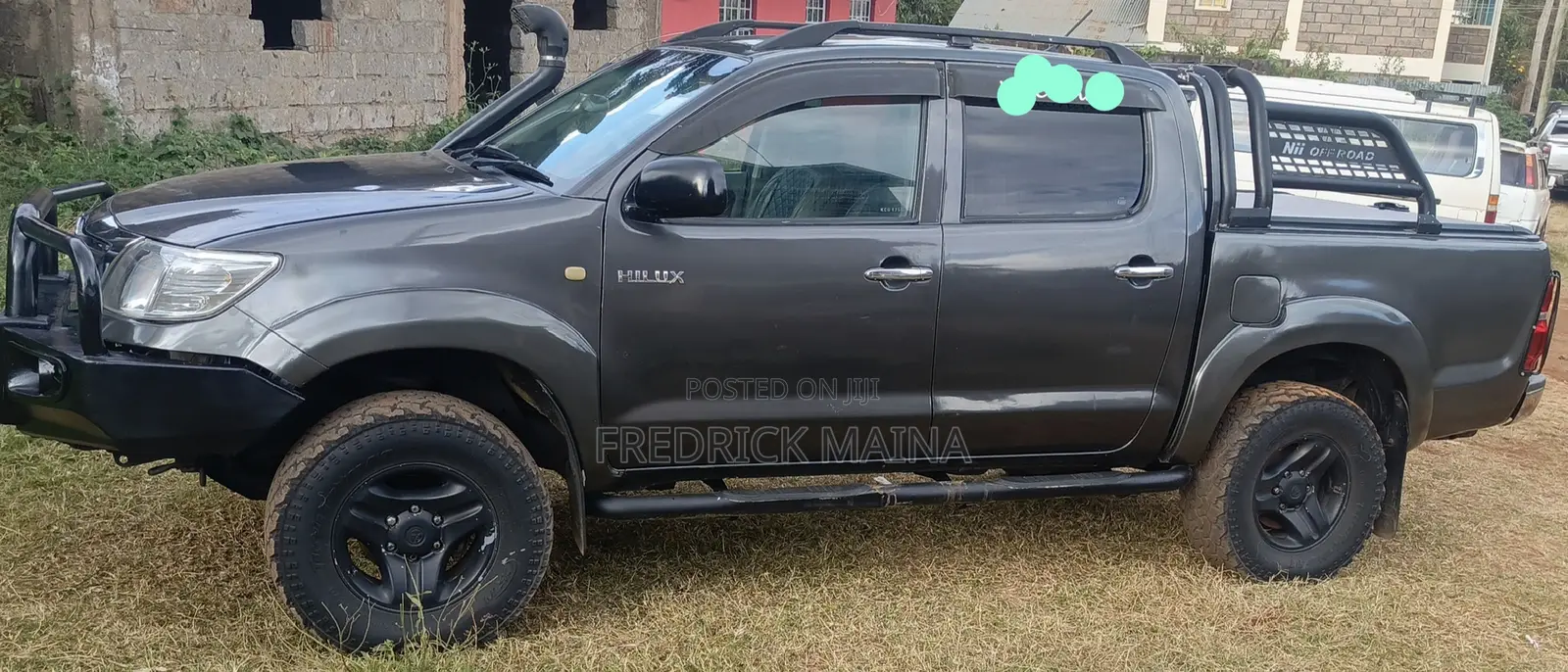 Toyota Hilux 2.5 D-4D 4X4 SRX 2010 Gray