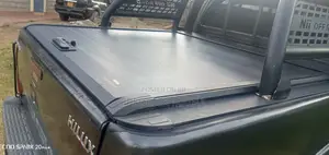 Toyota Hilux 2.5 D-4D 4X4 SRX 2010 Gray