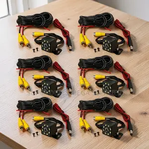 Easy to Install Universal Back Up 8 LEDs Car Rear Reverse Cameras