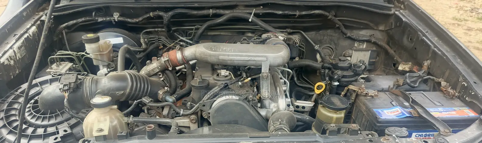 Toyota Hilux 2.5 D-4D 4X4 SRX 2010 Gray