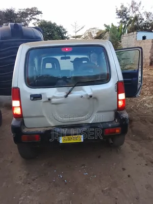 Suzuki Jimny 1.3 2010 White