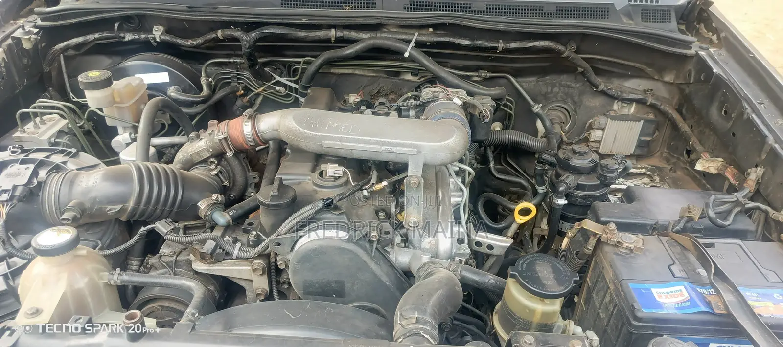 Toyota Hilux 2.5 D-4D 4X4 SRX 2010 Gray