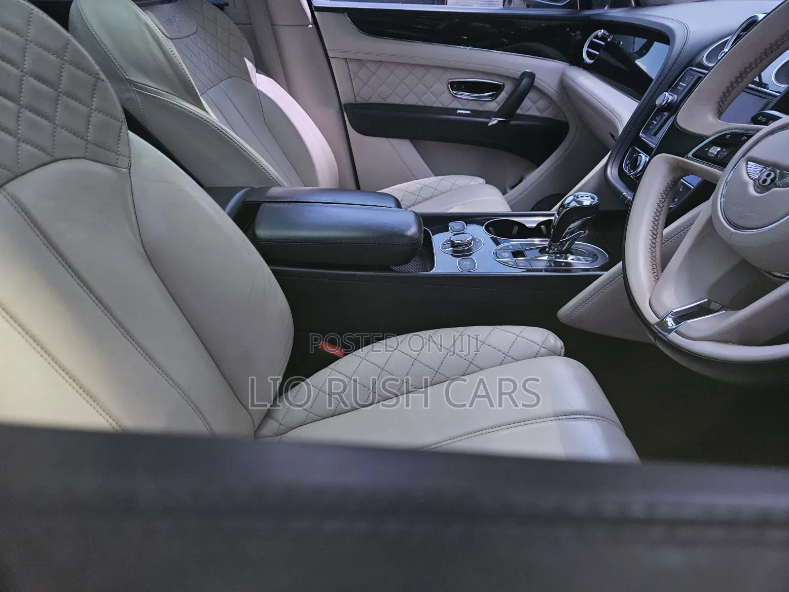 Bentley Bentayga 2018 Gray
