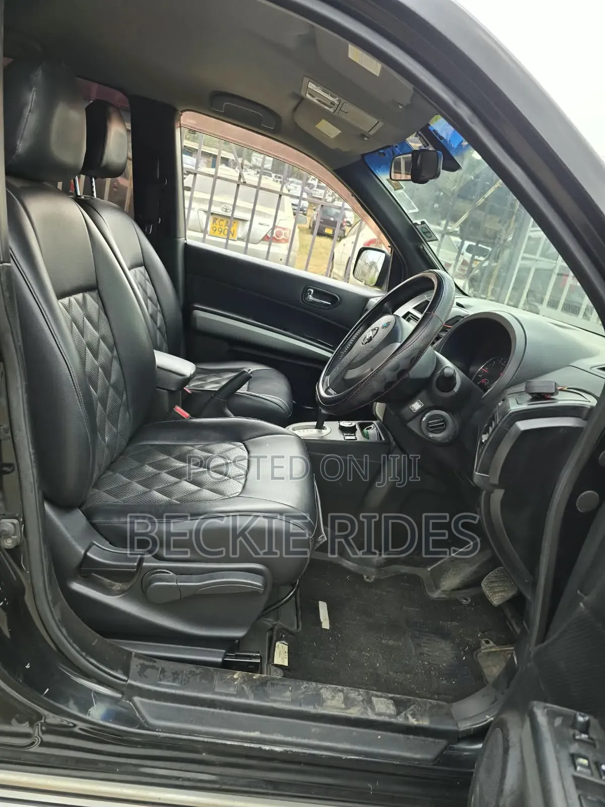 Nissan X-Trail 2012 Black