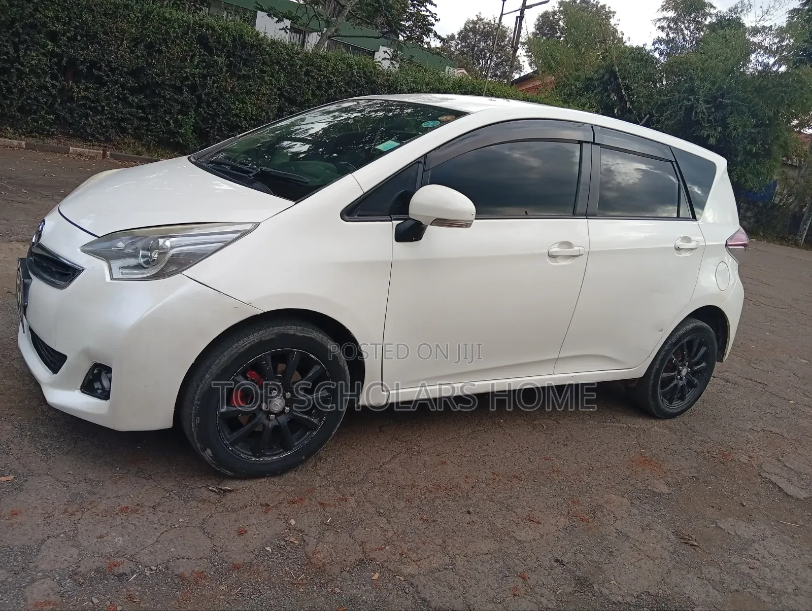 Toyota Ractis 2016 White