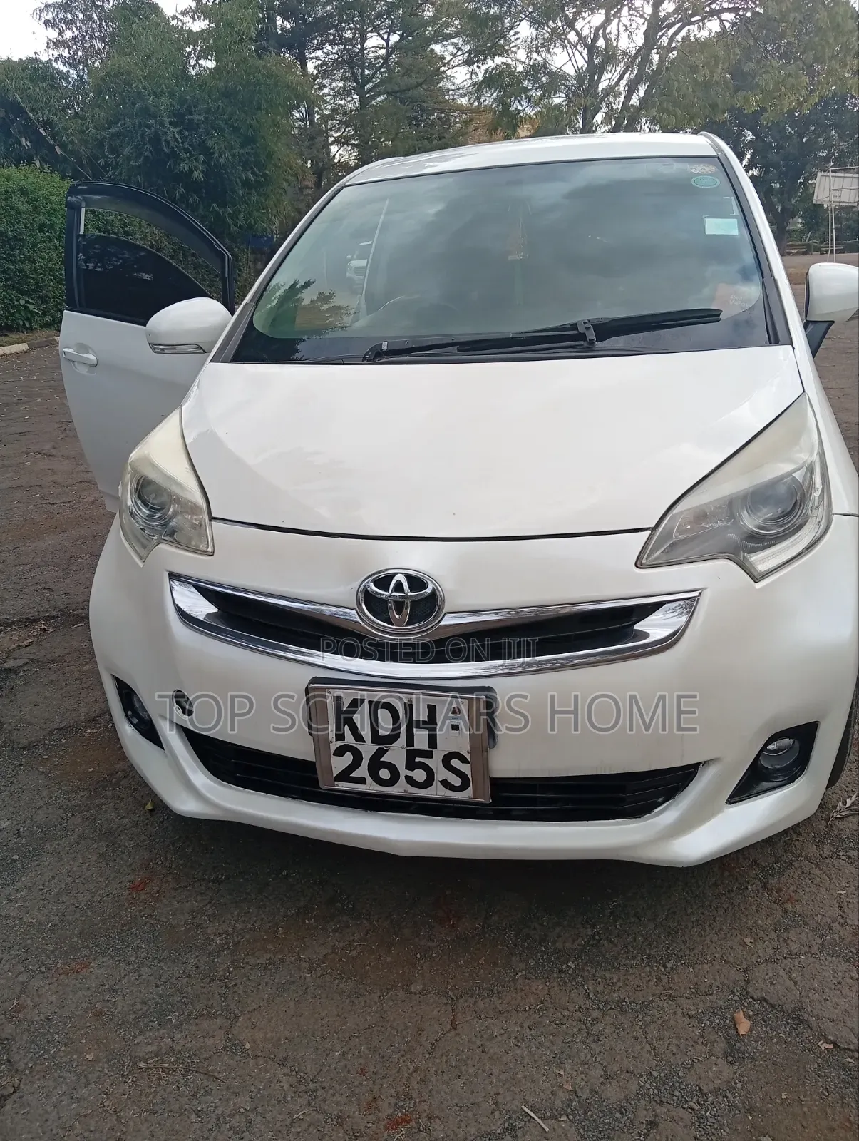 Toyota Ractis 2016 White