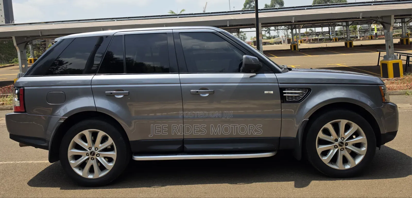 Land Rover Range Rover Sport 2012 Gray