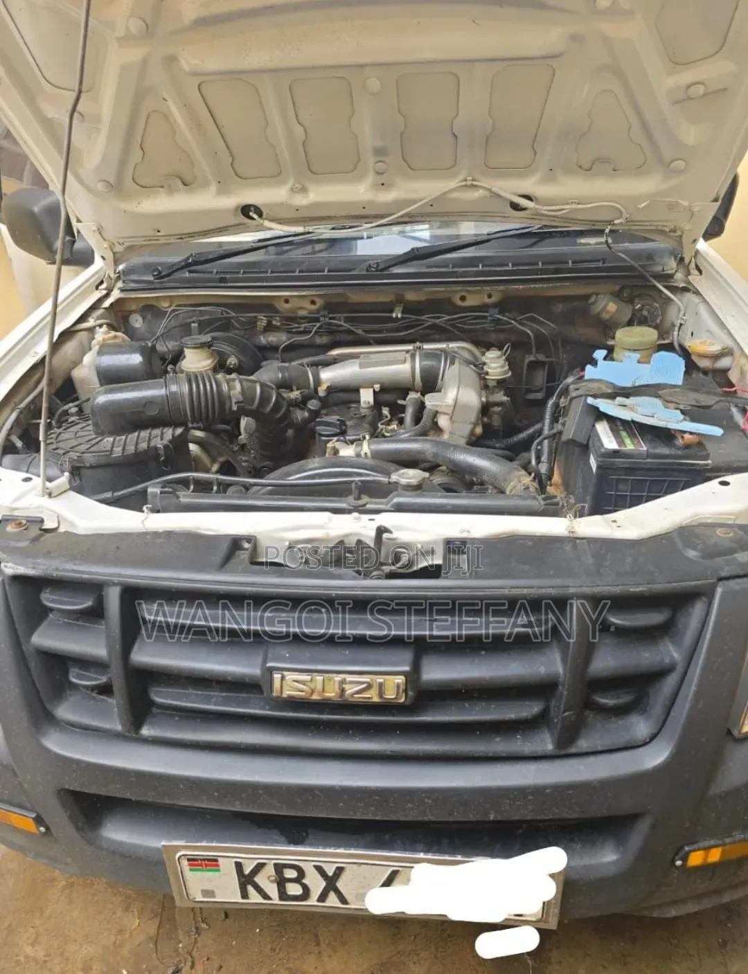 Isuzu D-MAX 2013 White