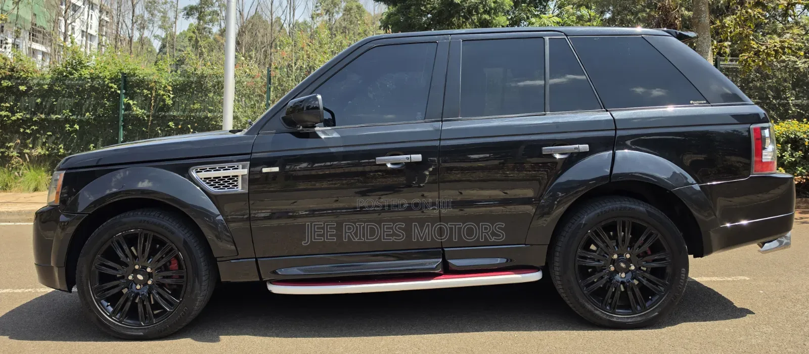 Land Rover Range Rover Sport 2011 Burgundy