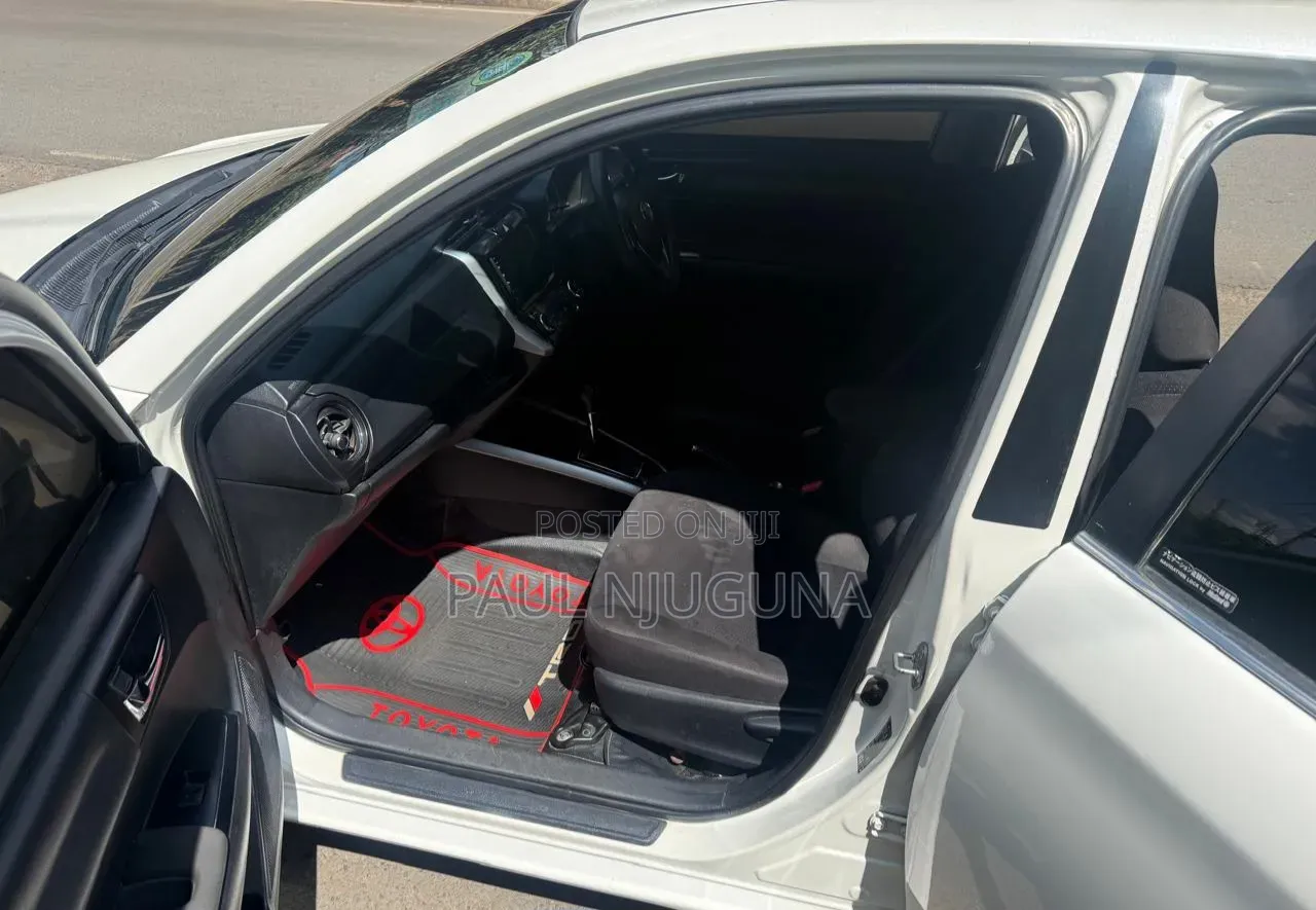 Toyota Corolla Fielder 2016 White