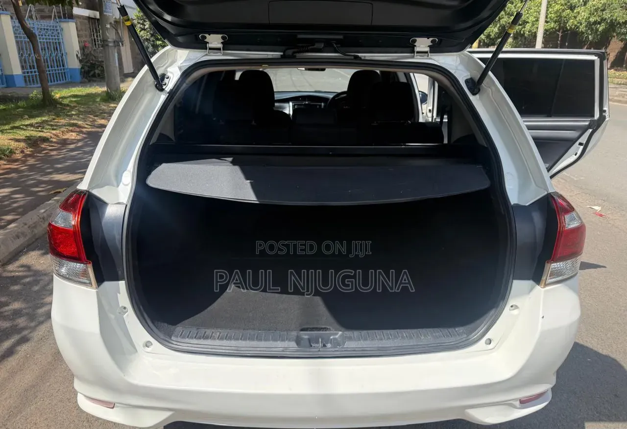 Toyota Corolla Fielder 2016 White