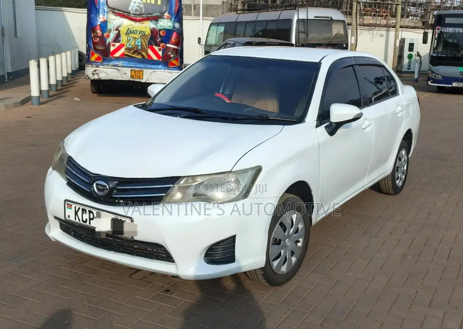 Toyota Axio 2011 White
