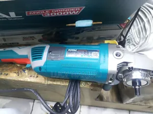 Total Grinder 9 Inch (3000w)