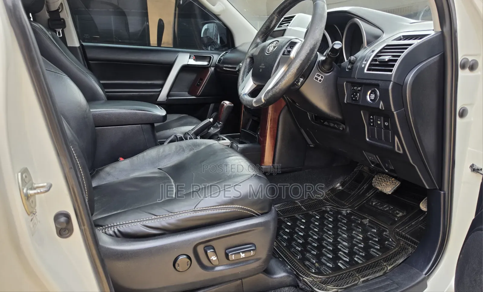 Toyota Land Cruiser Prado 2014 White