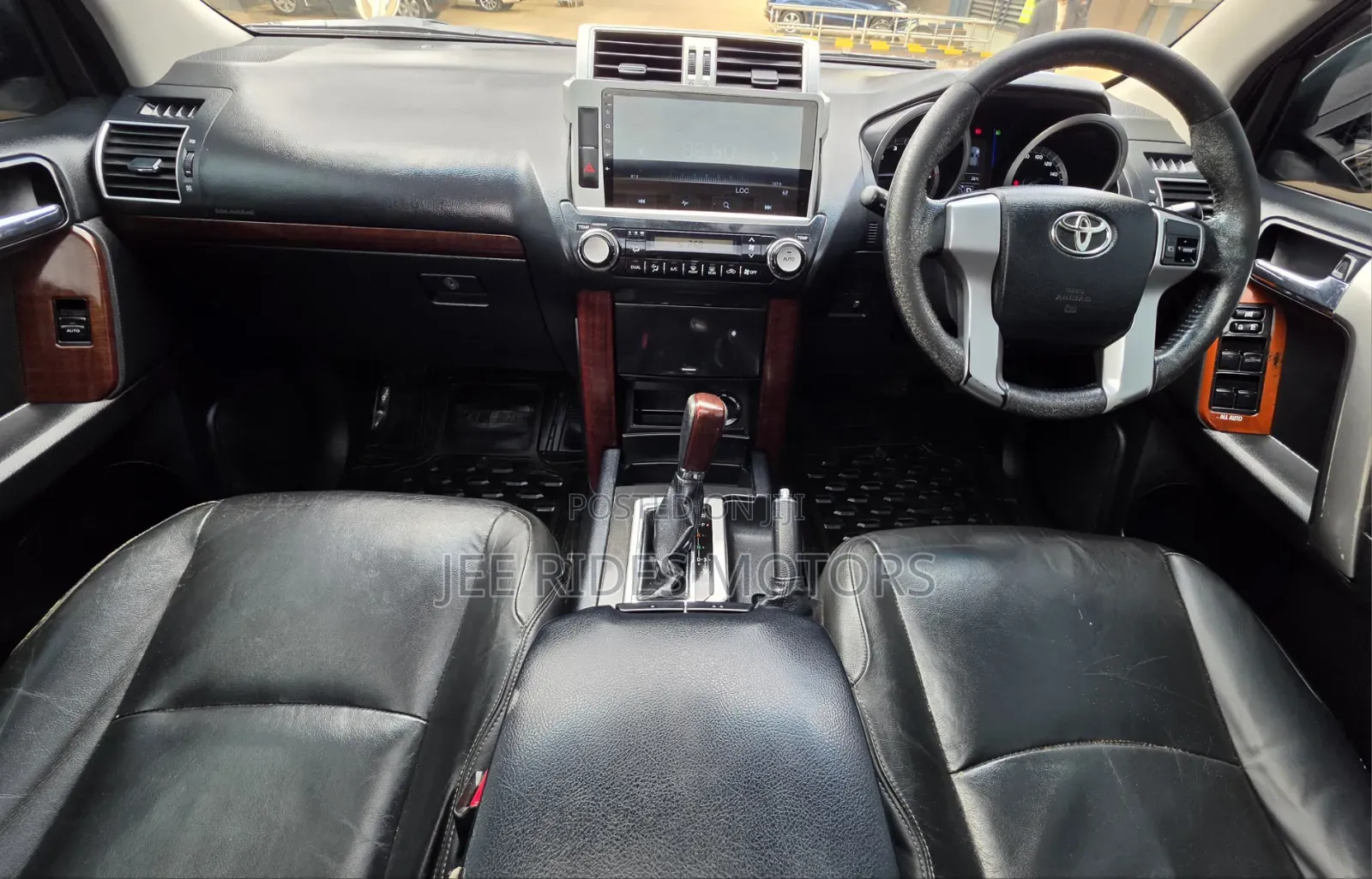 Toyota Land Cruiser Prado 2014 White