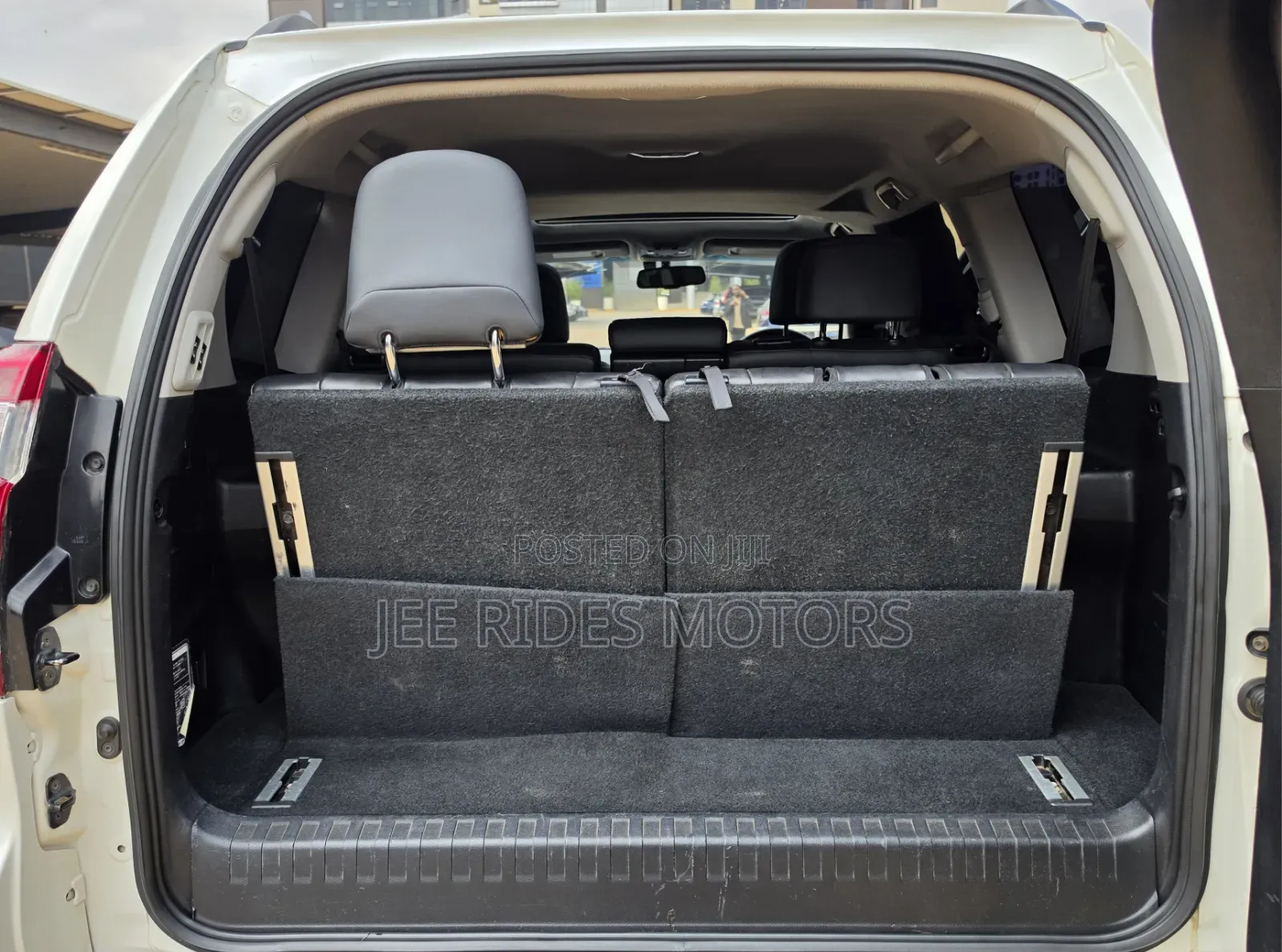 Toyota Land Cruiser Prado 2014 White