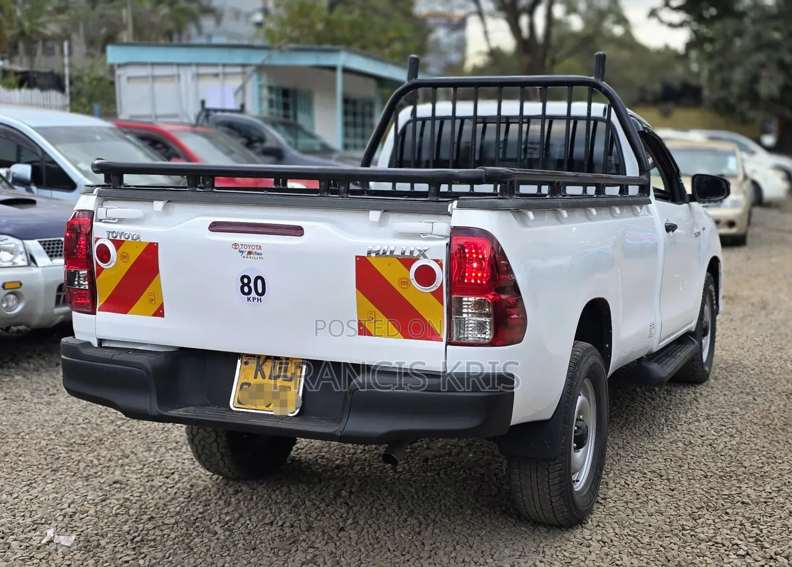 Toyota Hilux 2021 White