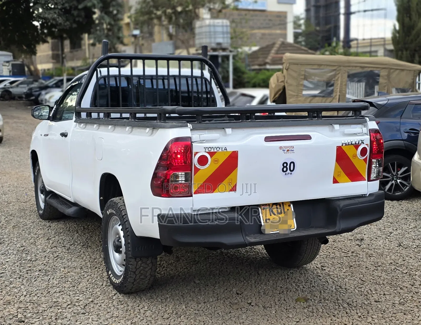 Toyota Hilux 2021 White
