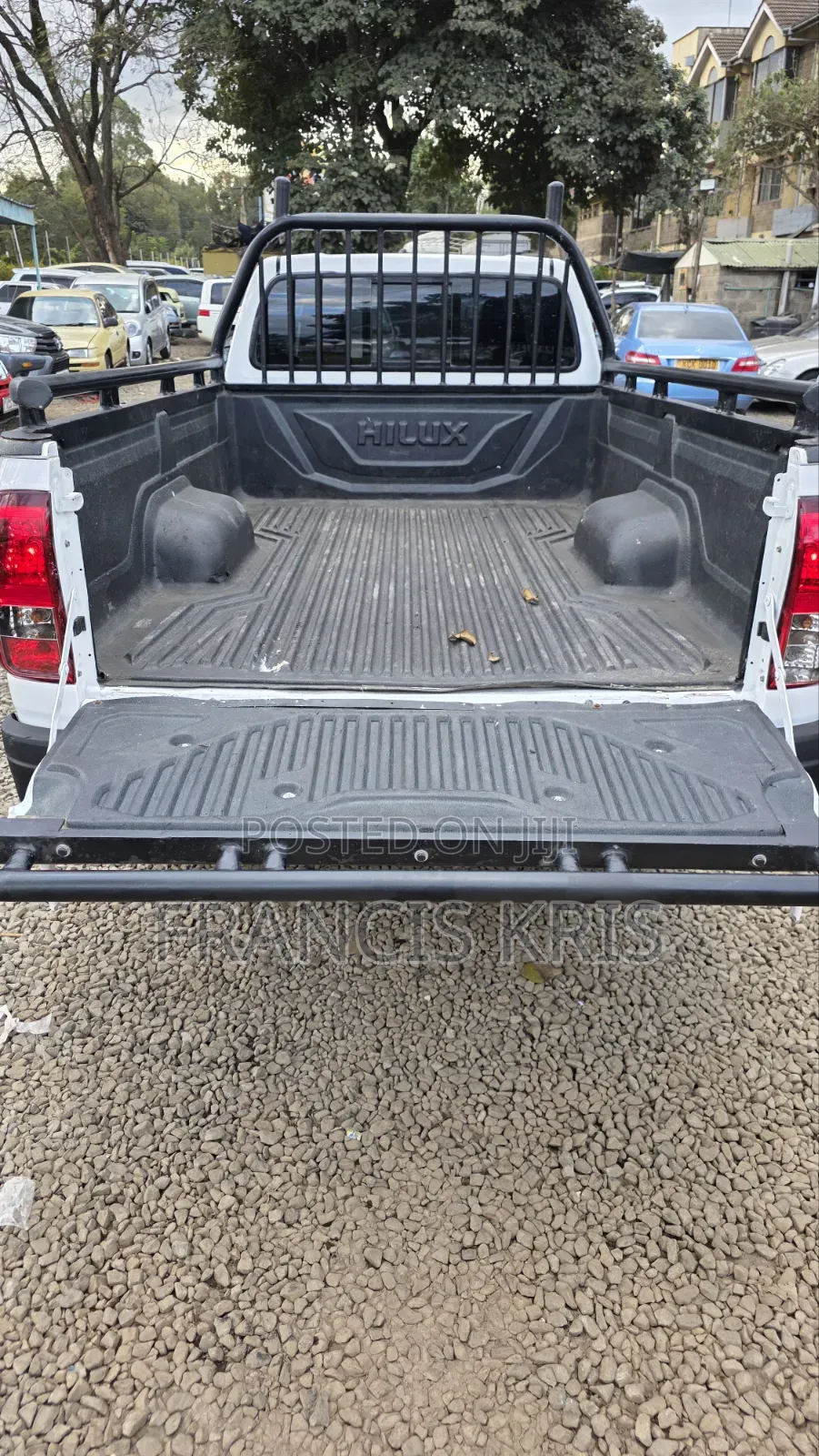 Toyota Hilux 2021 White