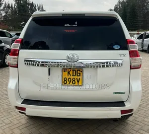Toyota Land Cruiser Prado 2014 Ivory