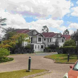 4bdrm Villa in Junction for sale